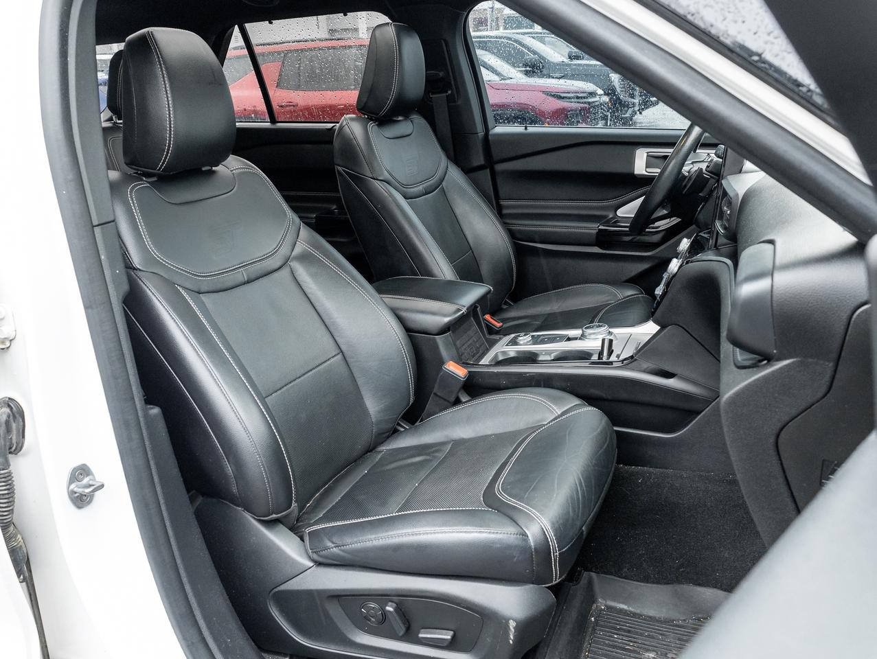 2022 Ford Explorer V6   Premium Package   CLEAN CARFAX Photo