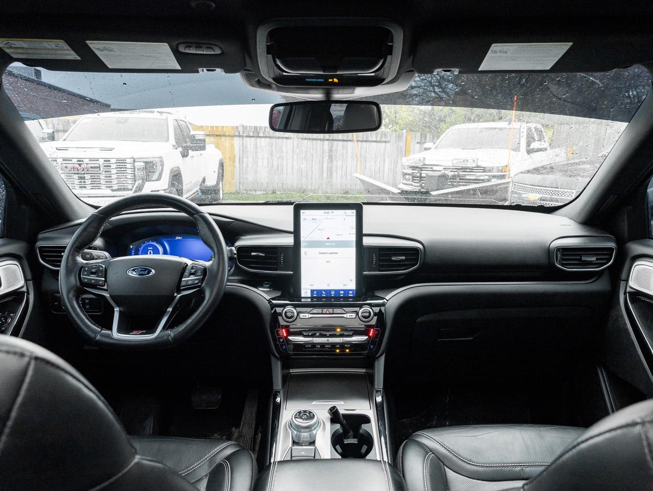 2022 Ford Explorer V6   Premium Package   CLEAN CARFAX Photo