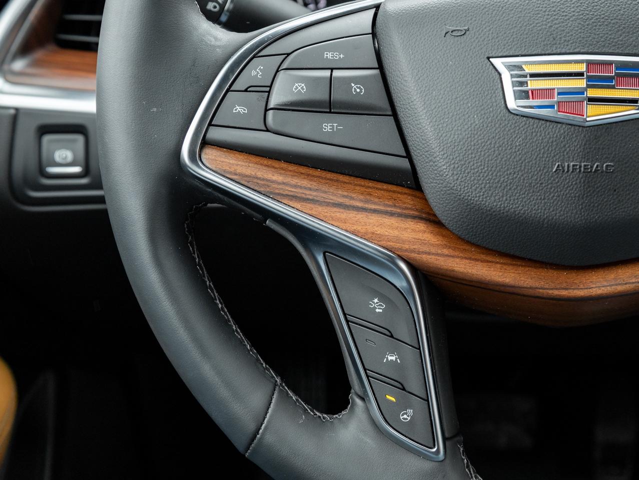 2025 Cadillac XT5 AWD 4dr Premium Luxury Photo
