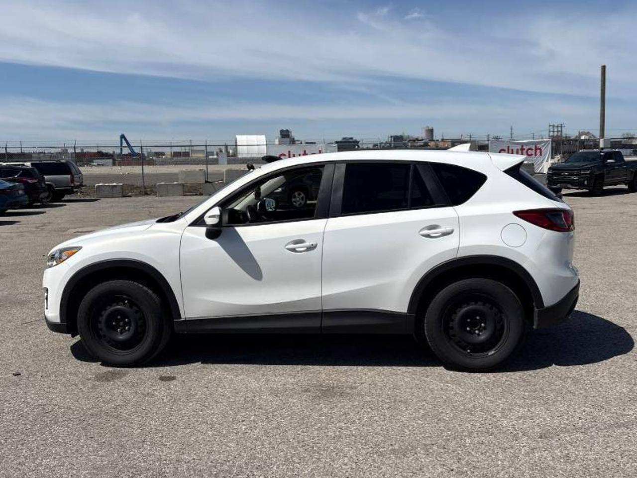 2016 Mazda CX-5 FWD l 2.5 l Auto l 4Cyl l GS l 2 Sets of Wheels Photo