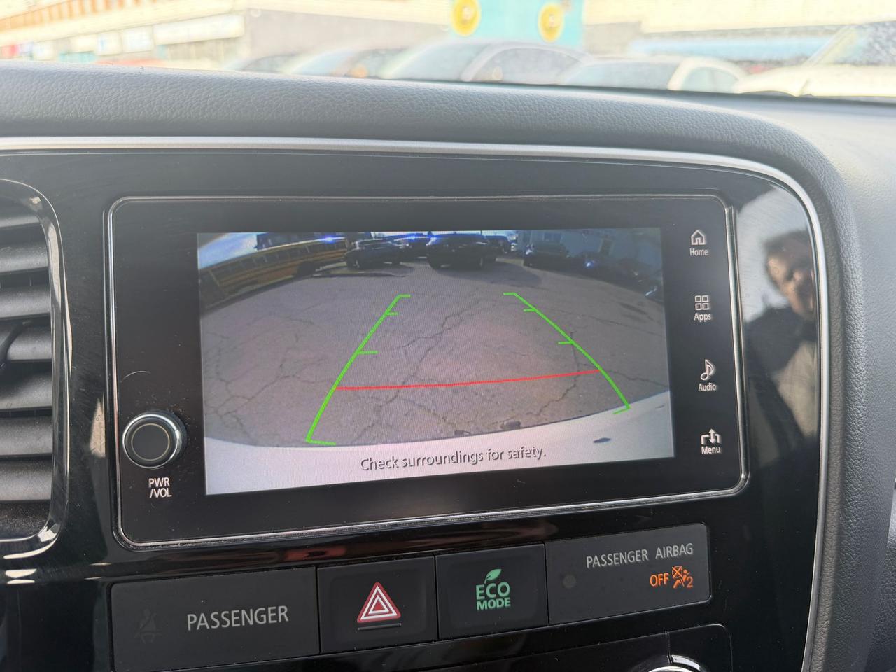 2018 Mitsubishi Outlander SE Photo