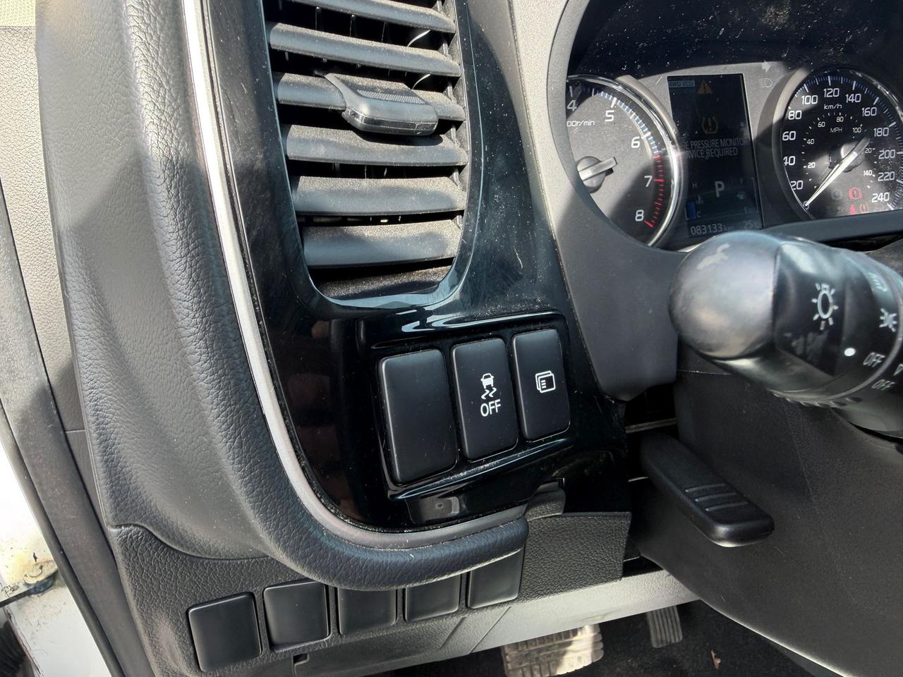 2018 Mitsubishi Outlander SE Photo