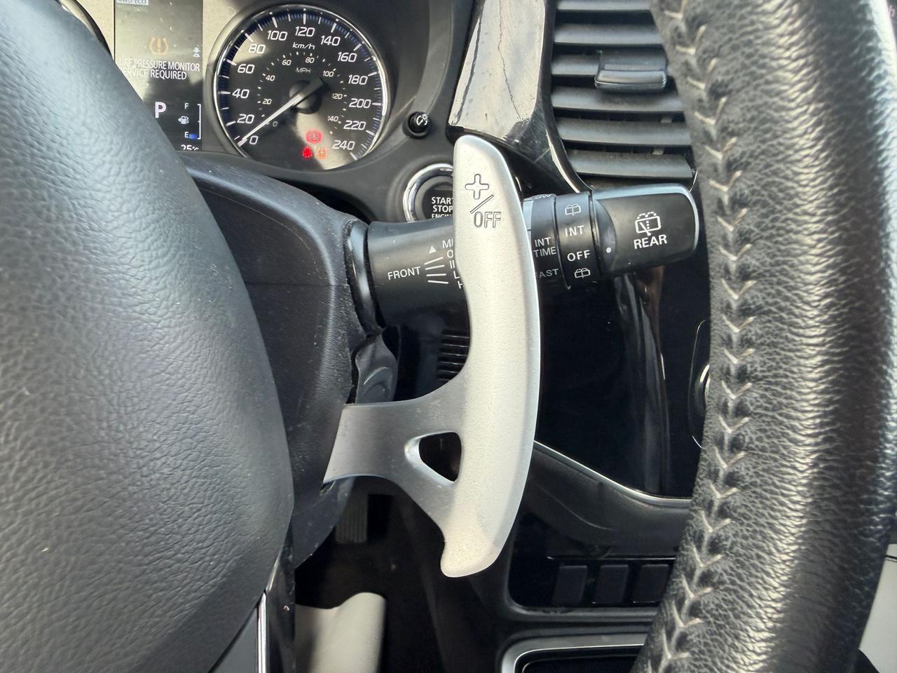 2018 Mitsubishi Outlander SE Photo
