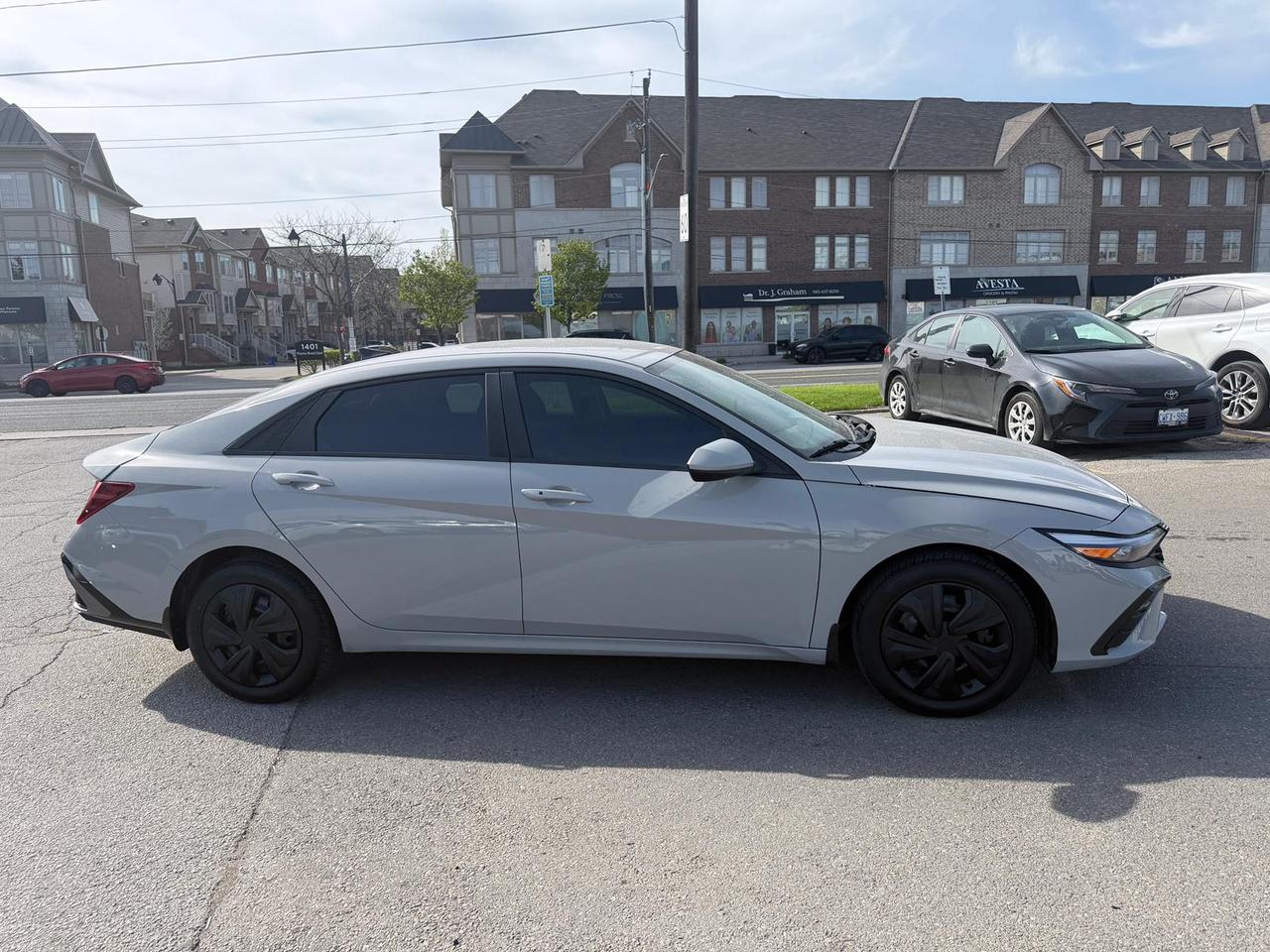 2024 Hyundai Elantra SEL Photo