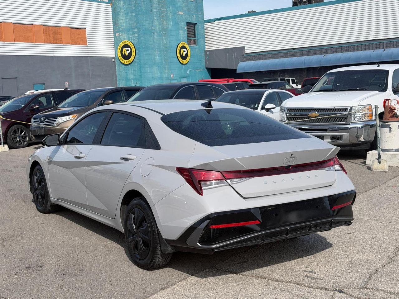 2024 Hyundai Elantra SEL Photo