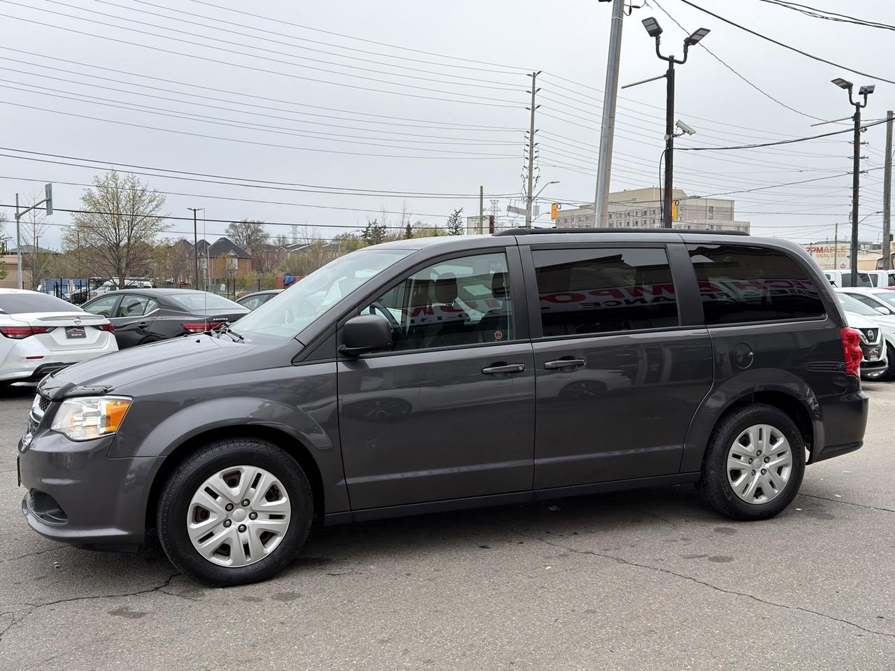 2019 Dodge Grand Caravan SXT   Stow n Go   7Pass   Dual Climate   Rev Cam Photo