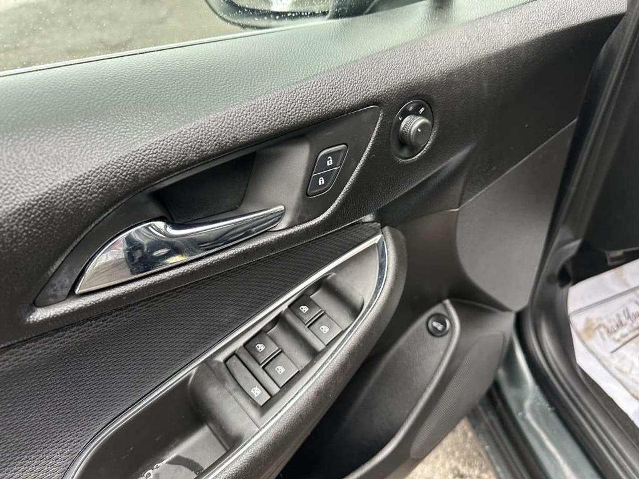 2018 Chevrolet Cruze LT Photo