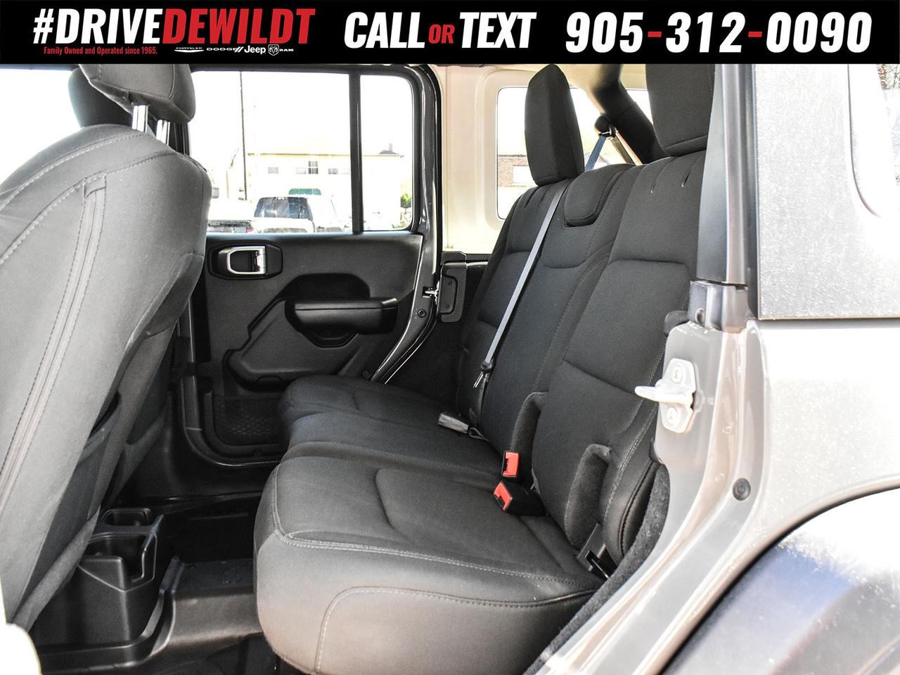 2020 Jeep WRANGLER UNLIMITED WILLYS   V6 ENGINE   ONE OWNER Photo