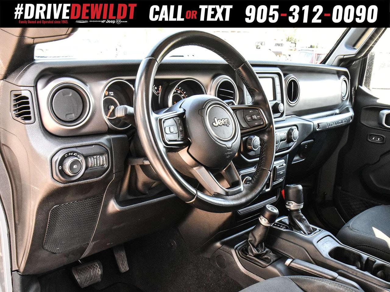 2020 Jeep Wrangler WILLYS   V6 ENGINE   ONE OWNER Photo