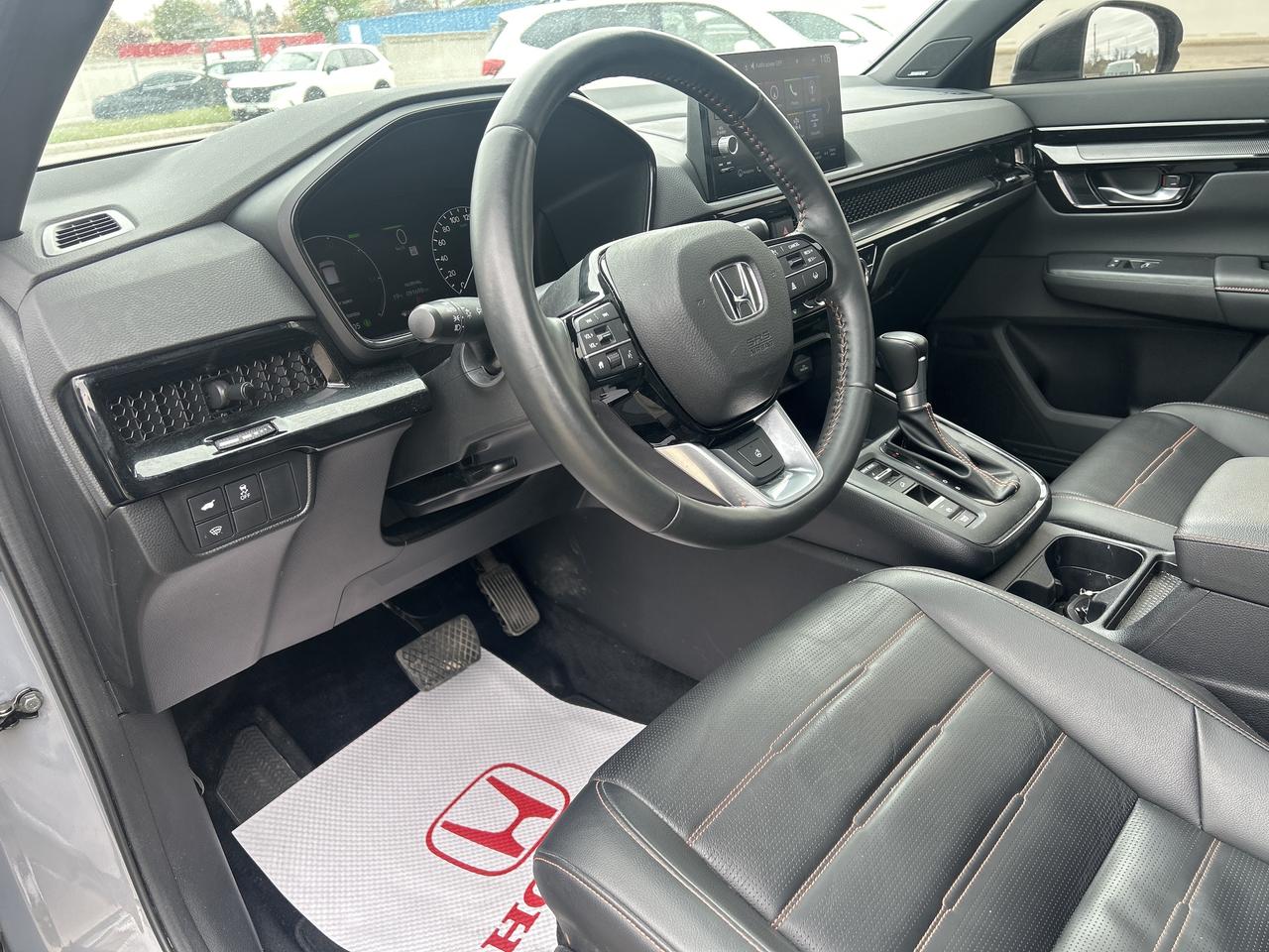 2024 Honda CR-V Touring Photo