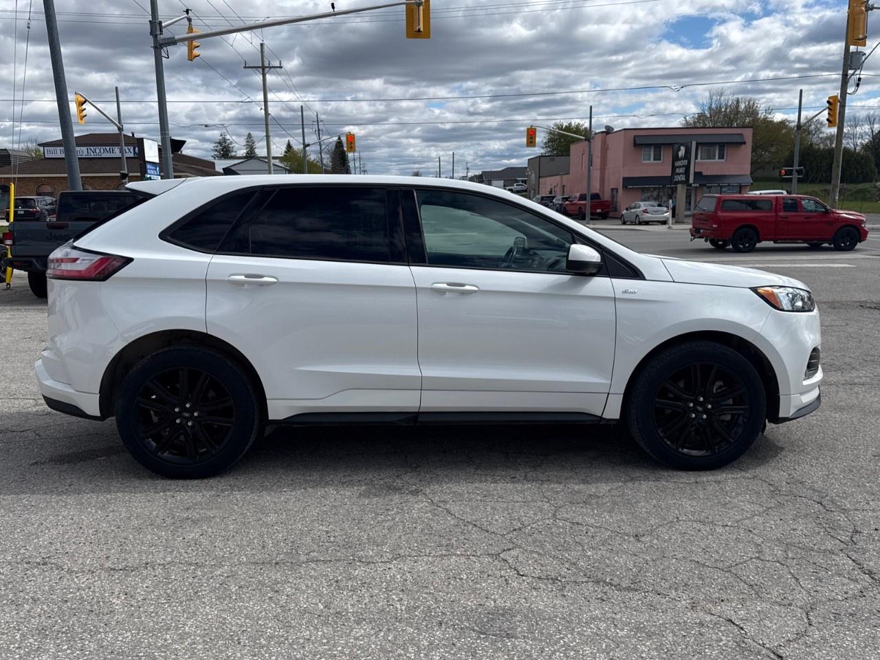 2022 Ford Edge ST Line AWD Photo
