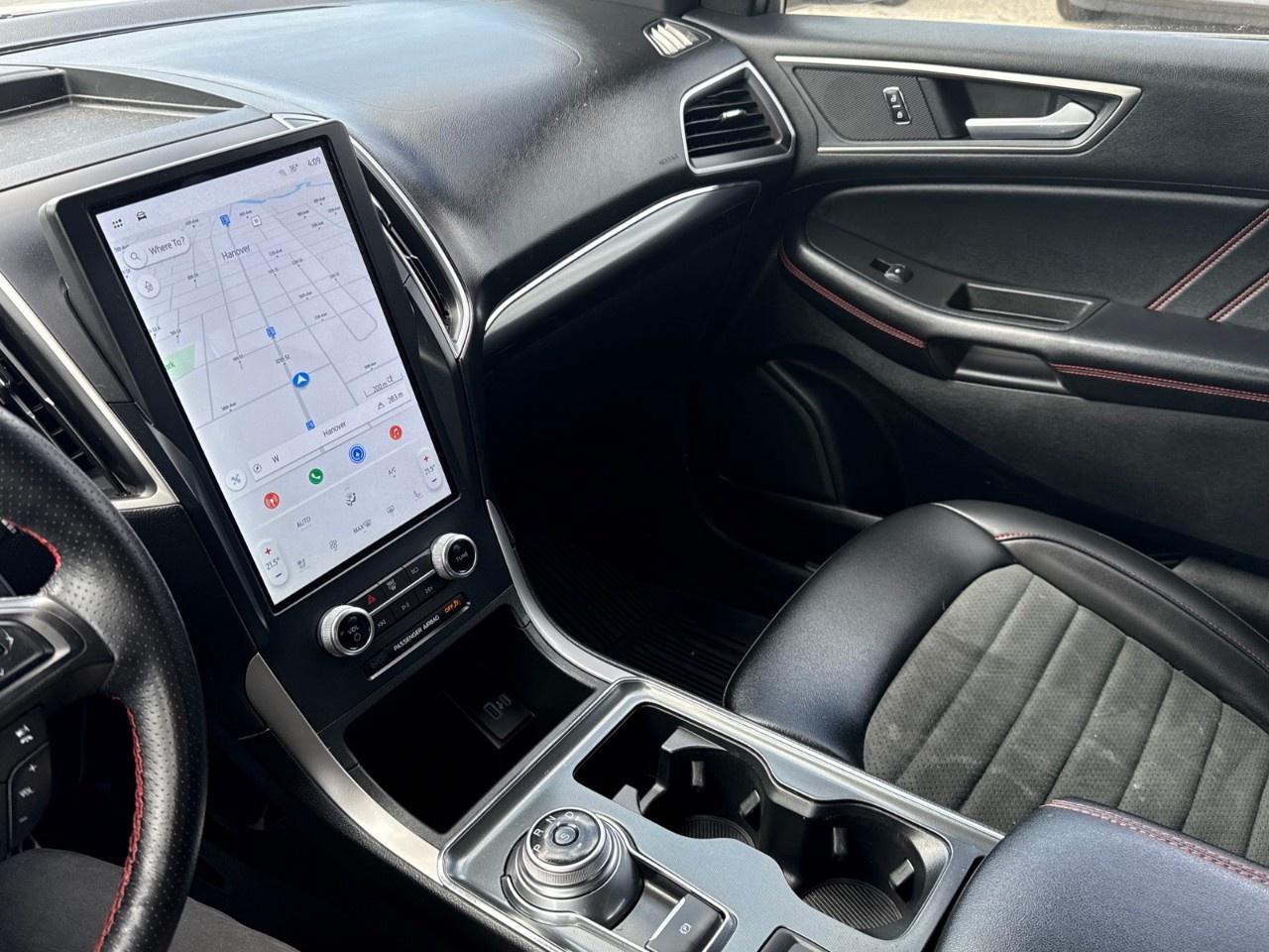 2022 Ford Edge ST Line AWD Photo