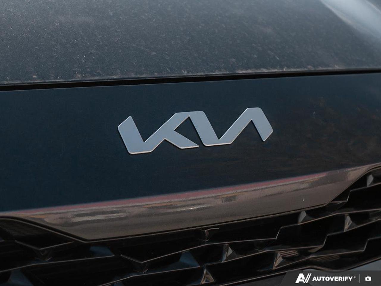 2023 Kia Forte GT-Line Photo