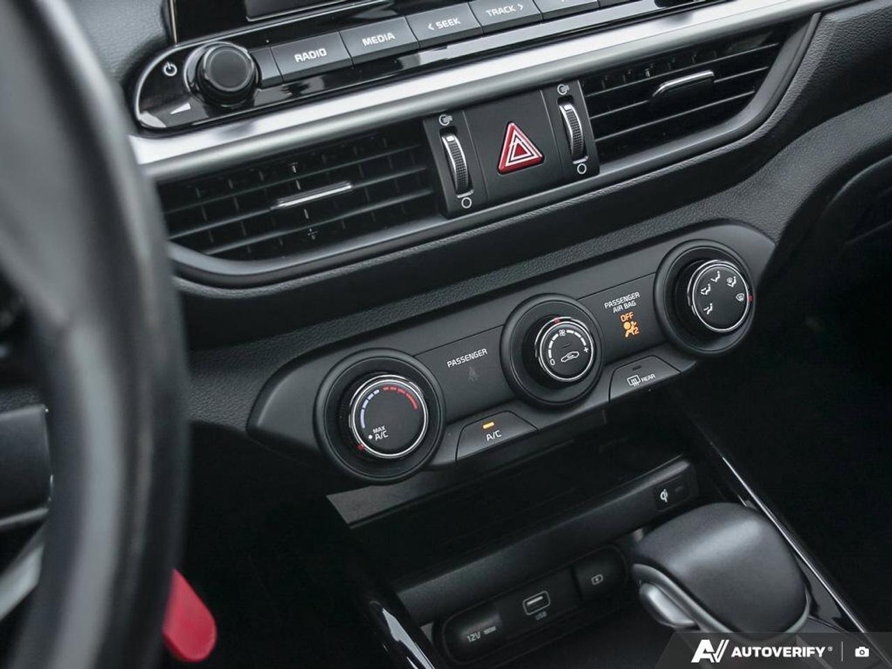 2023 Kia Forte GT-Line Photo