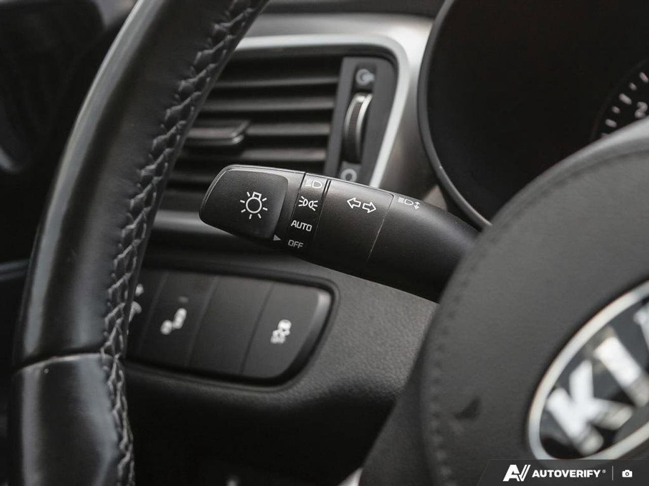 2020 Kia Sorento LX Photo