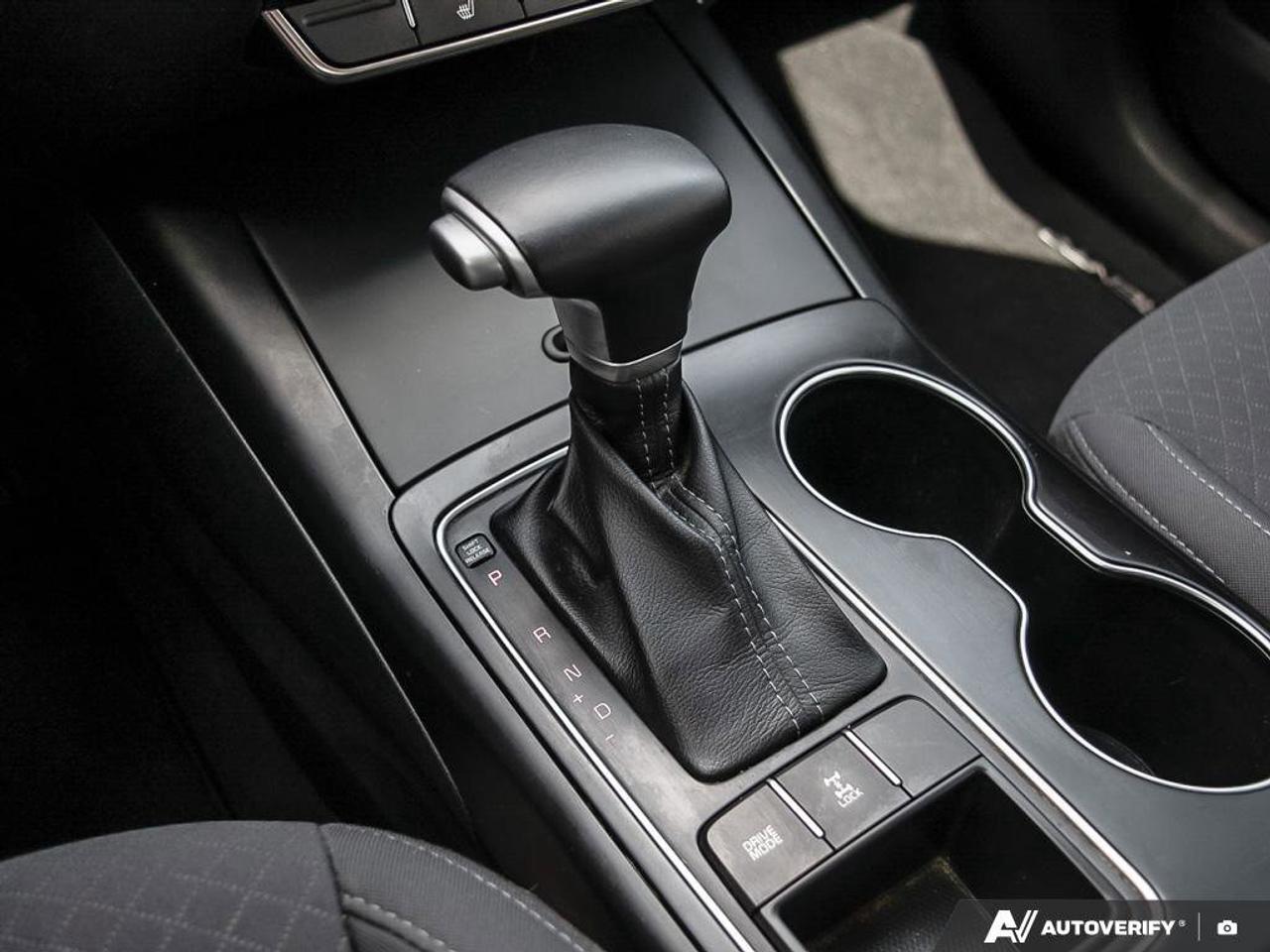 2020 Kia Sorento LX Photo