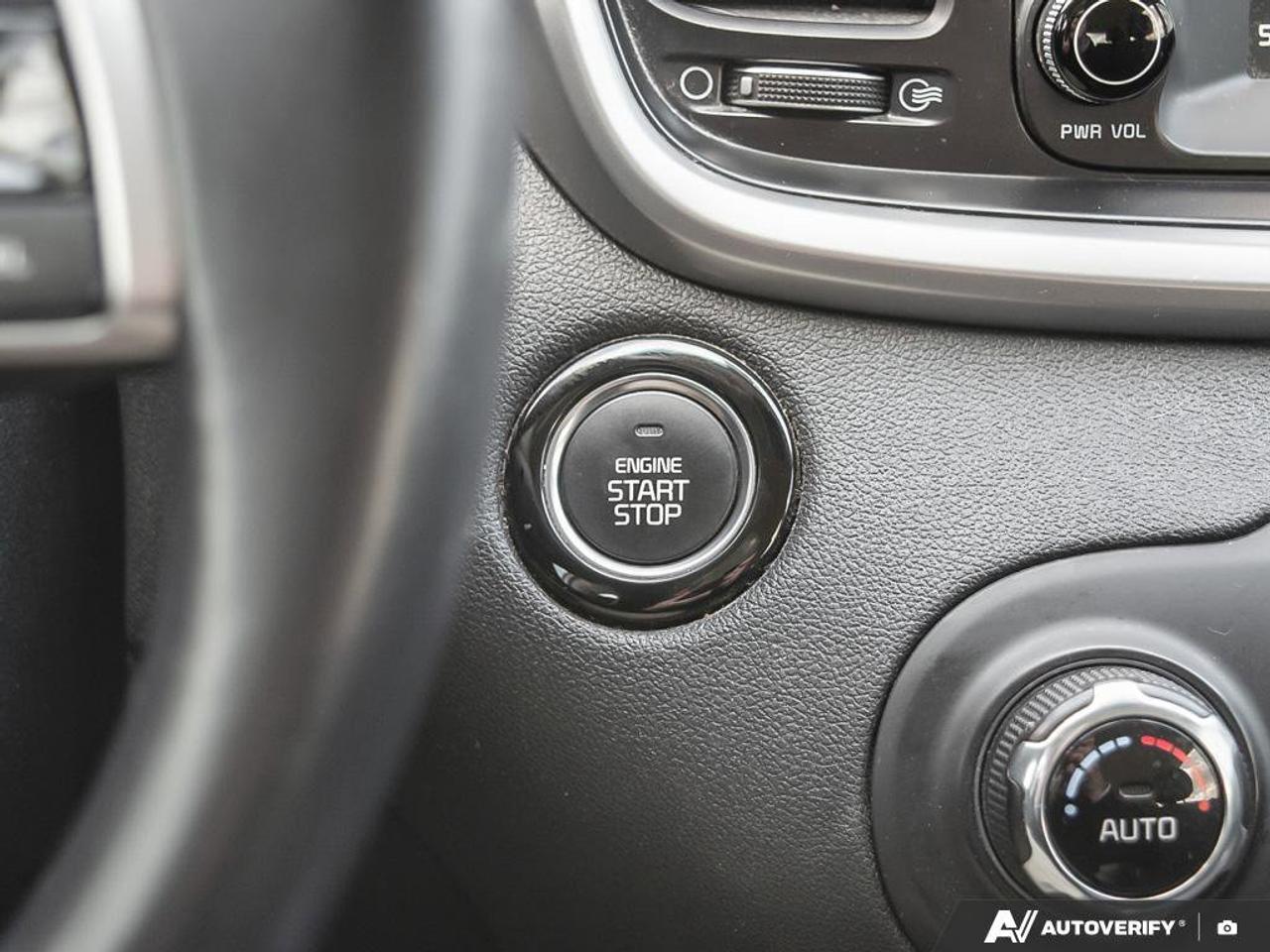 2020 Kia Sorento LX Photo