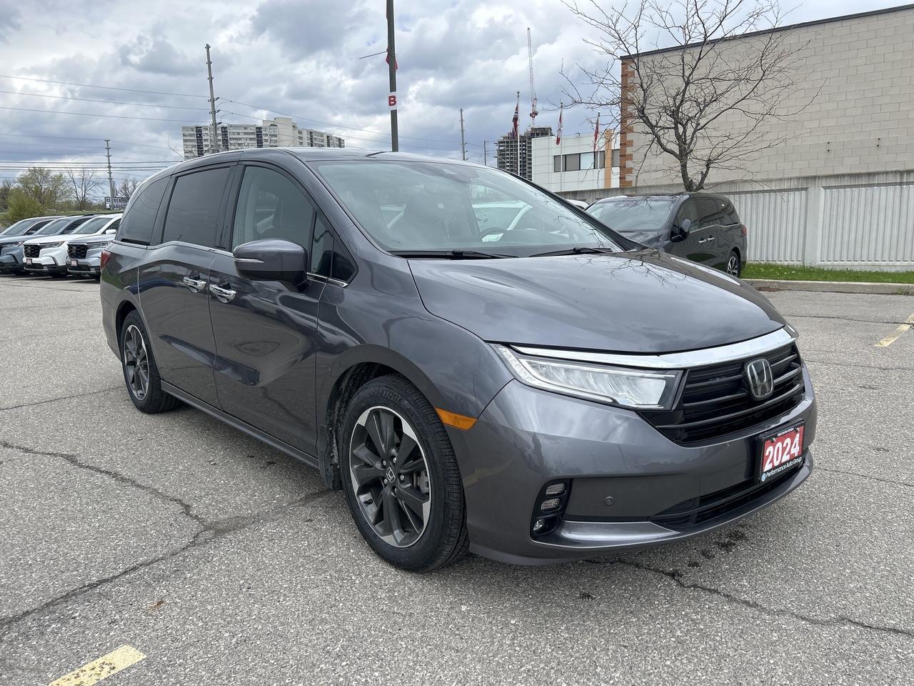 2024 Honda Odyssey Touring Photo