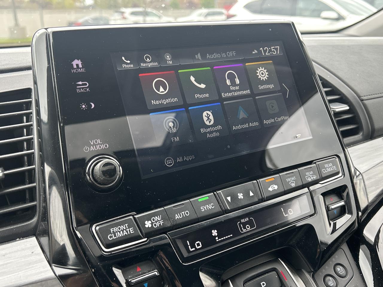 2024 Honda Odyssey Touring Photo