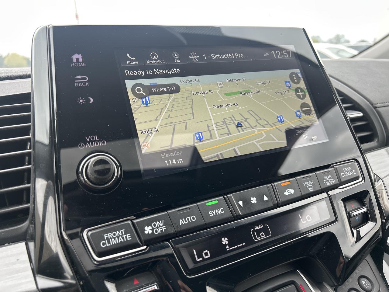 2024 Honda Odyssey Touring Photo