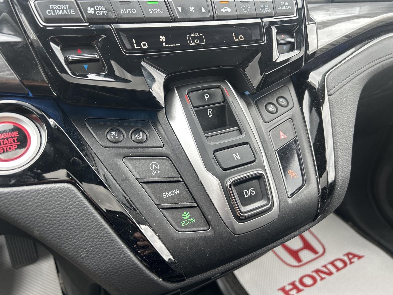 2024 Honda Odyssey Touring Photo