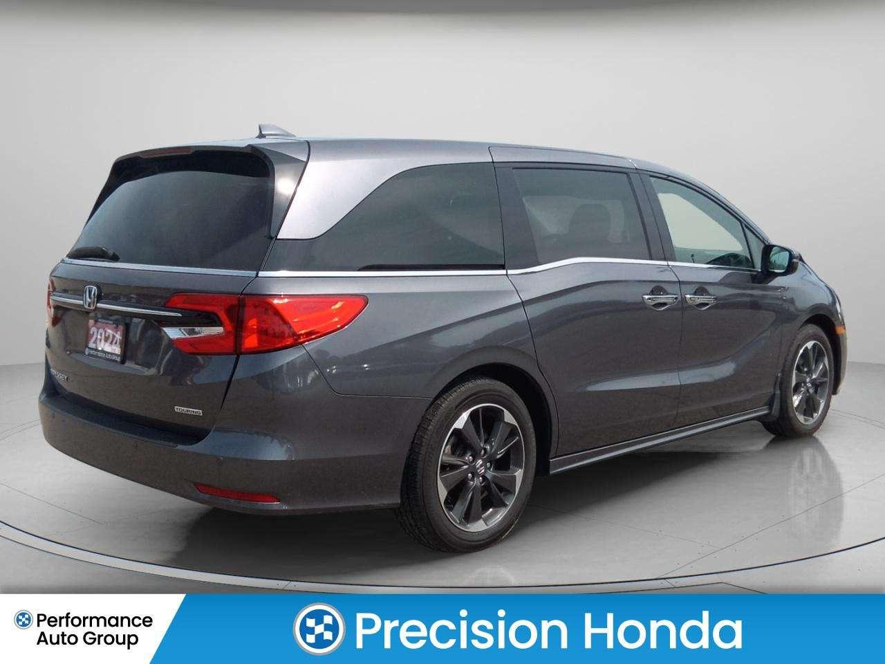 2024 Honda Odyssey Touring  Navigation CarPlay Wireless Charger Photo