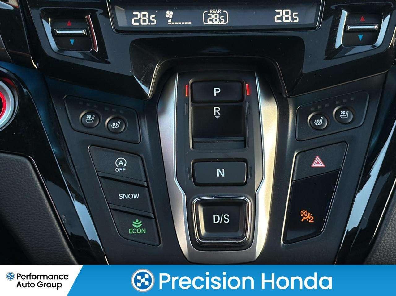 2024 Honda Odyssey Touring  Navigation CarPlay Wireless Charger Photo