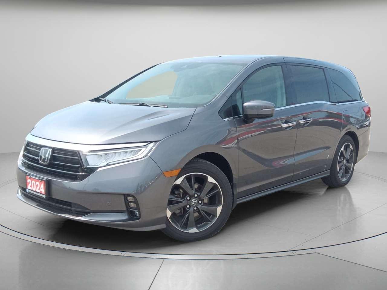 2024 Honda Odyssey Touring  Navigation CarPlay Wireless Charger Photo
