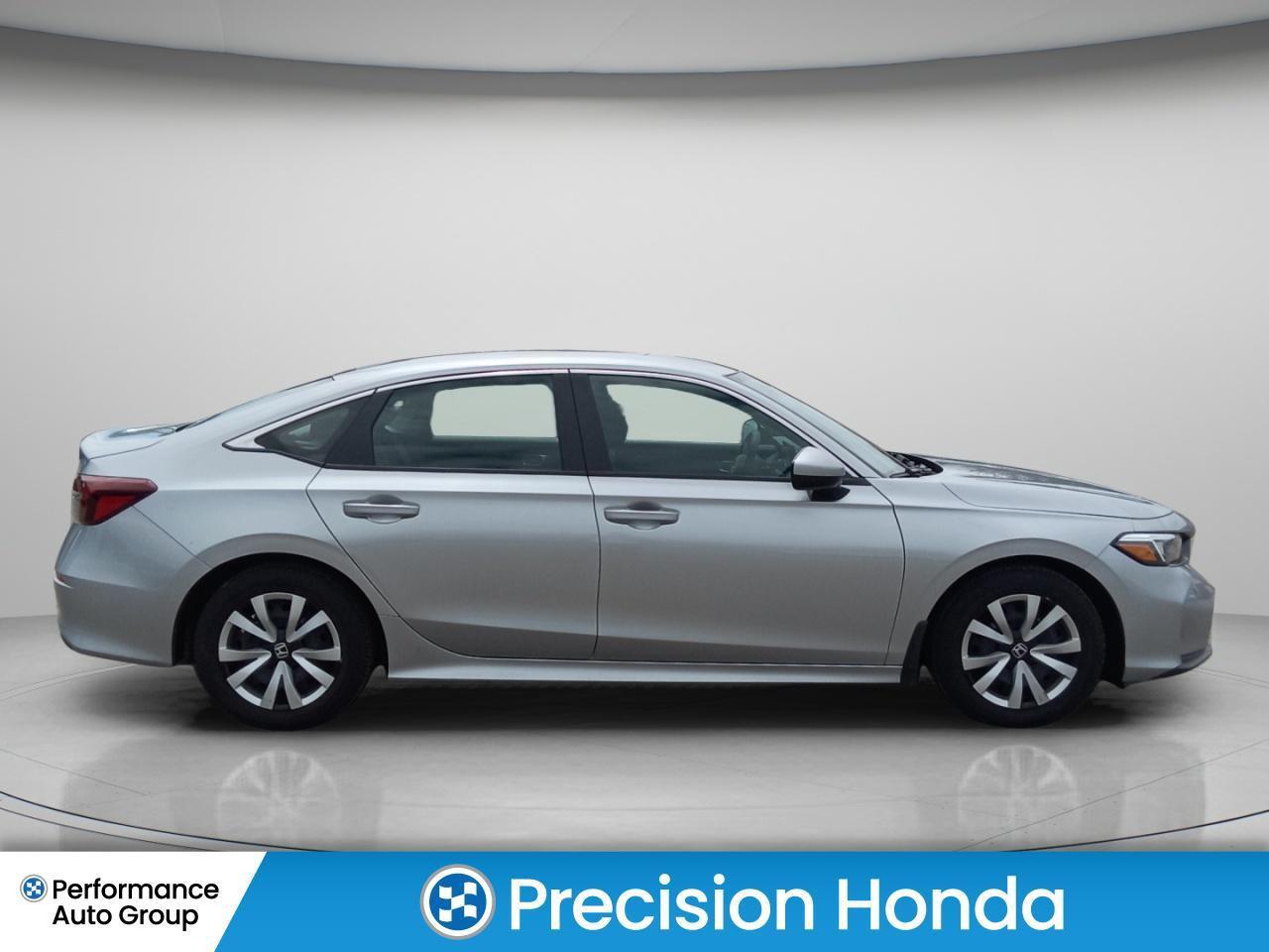 2025 Honda Civic LX CarPlay Bluetooth Rear Camera Low Kms Photo3