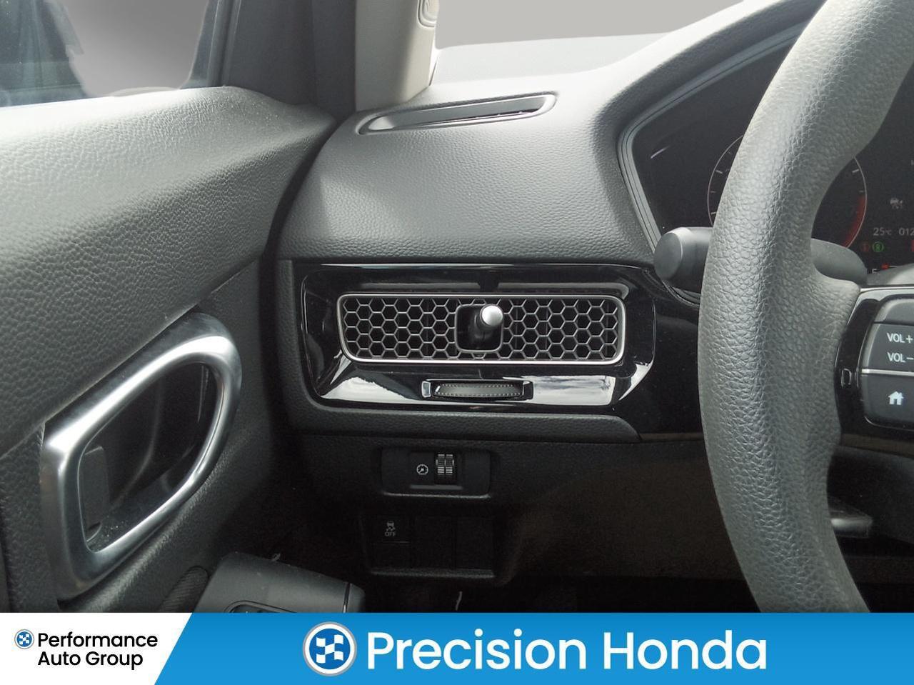 2025 Honda Civic LX CarPlay Bluetooth Rear Camera Low Kms Photo