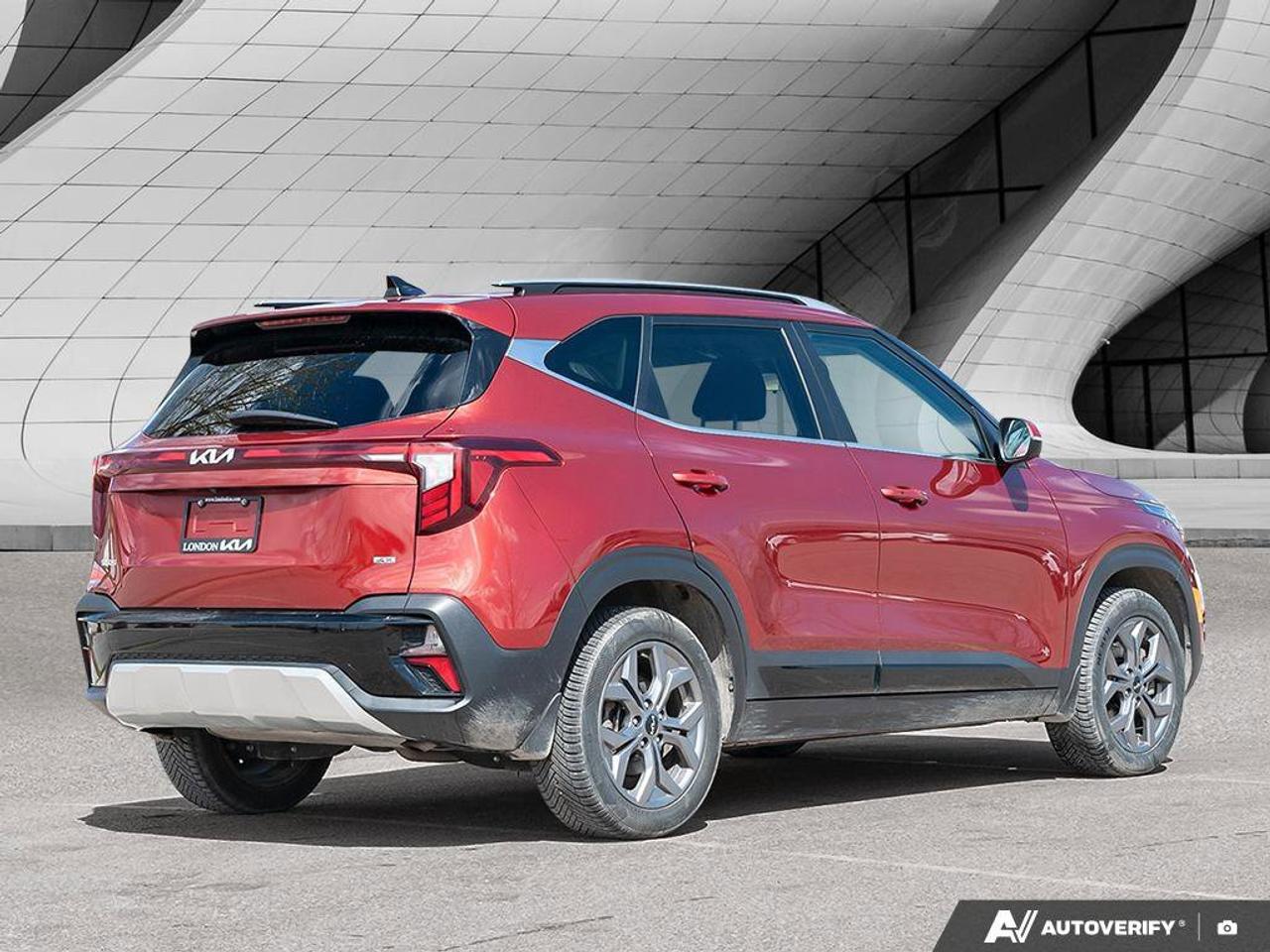 2024 Kia Seltos EX Photo