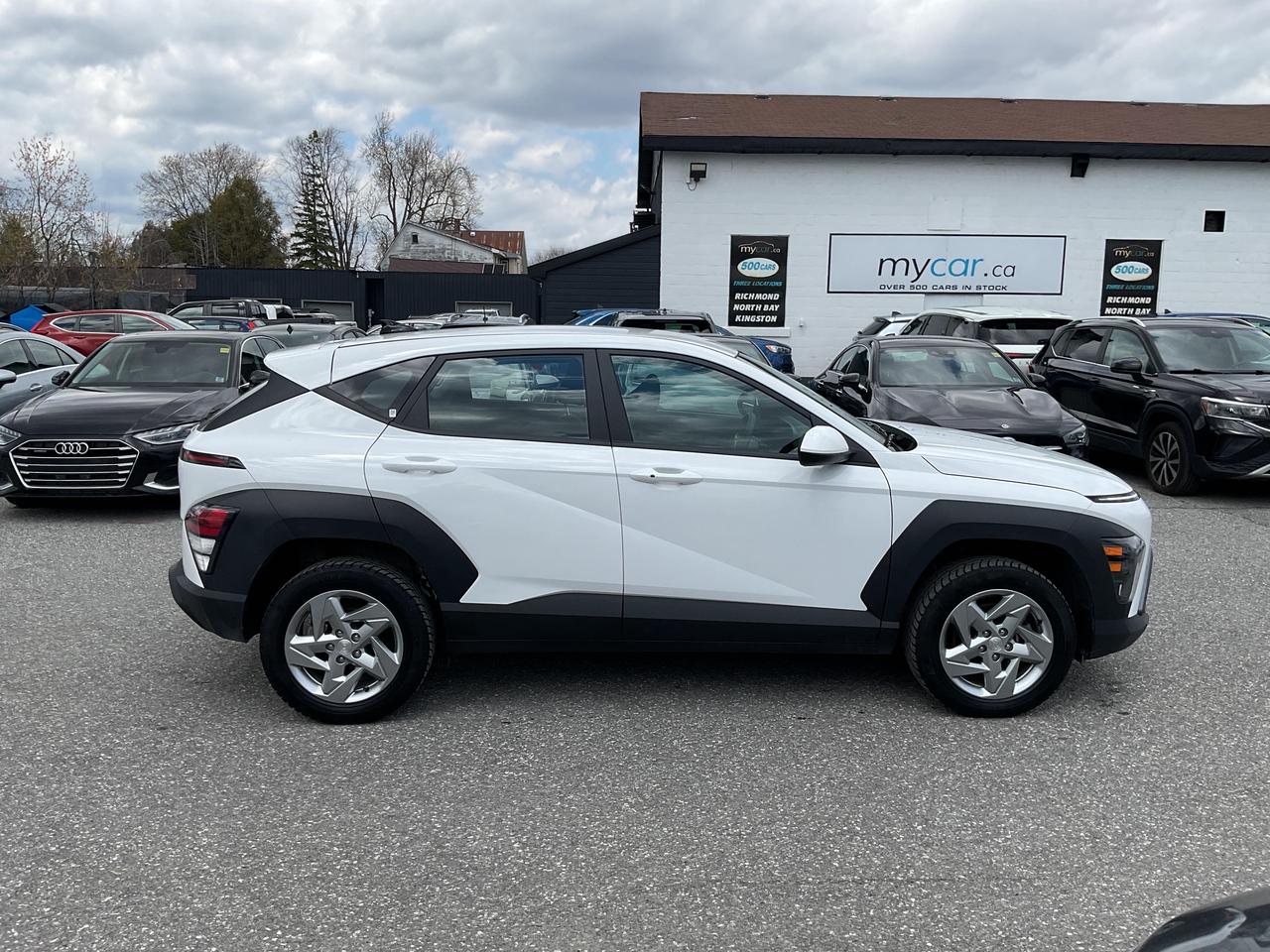 2025 Hyundai KONA 2.0L Essential 4dr All-Wheel Drive Photo