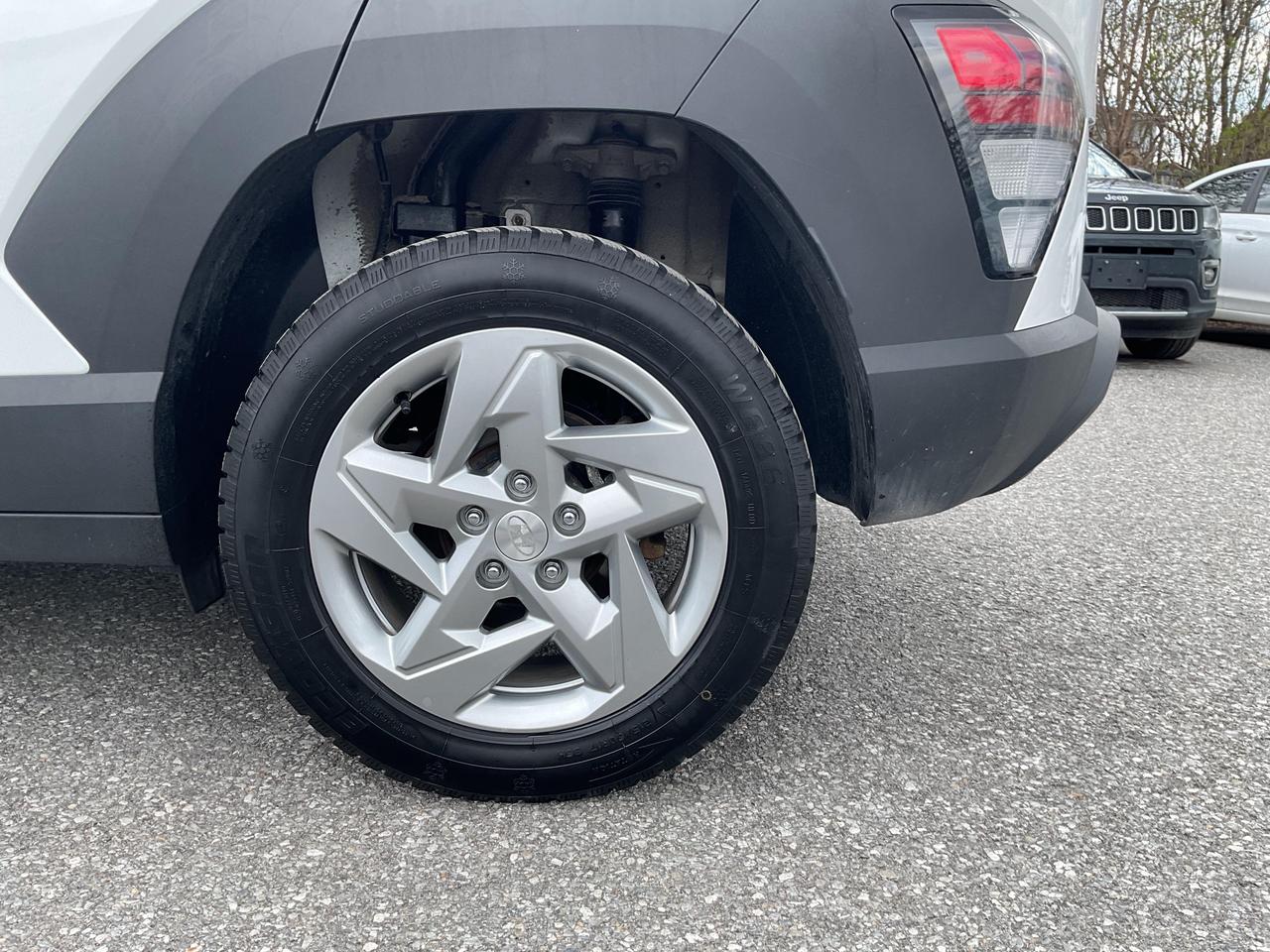 2025 Hyundai KONA 2.0L Essential 4dr All-Wheel Drive Photo