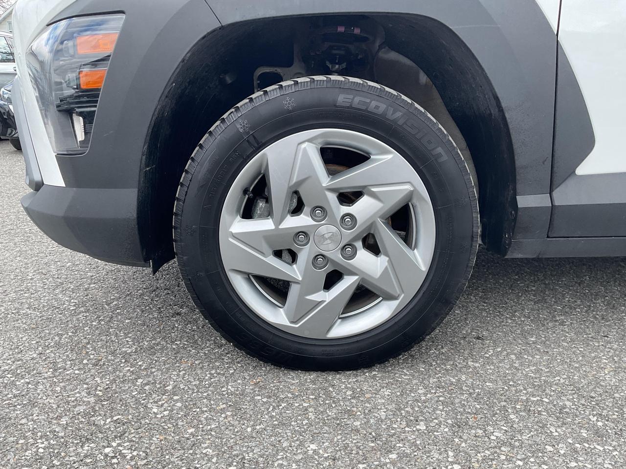 2025 Hyundai KONA 2.0L Essential 4dr All-Wheel Drive Photo