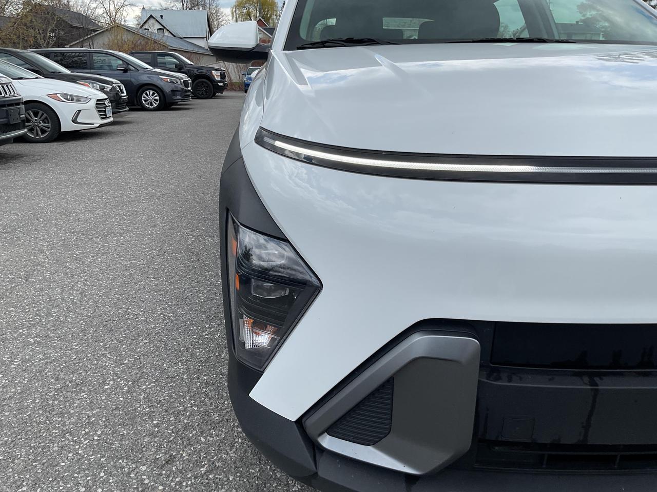 2025 Hyundai KONA 2.0L Essential 4dr All-Wheel Drive Photo