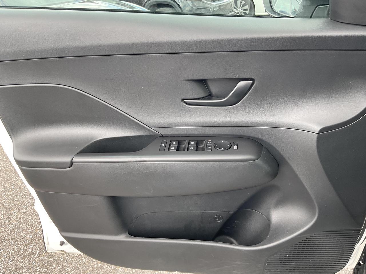 2025 Hyundai KONA 2.0L Essential 4dr All-Wheel Drive Photo