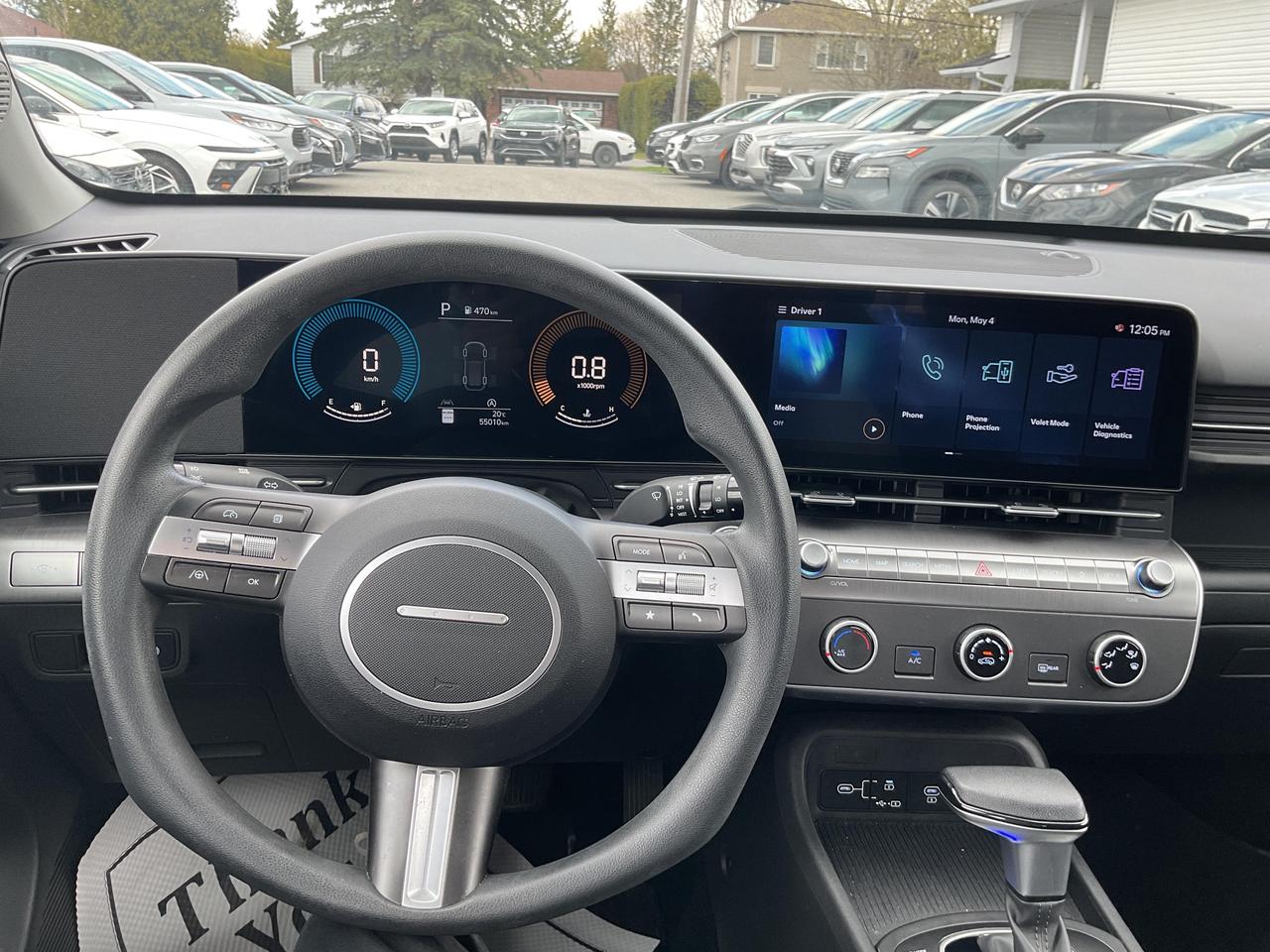 2025 Hyundai KONA 2.0L Essential 4dr All-Wheel Drive Photo