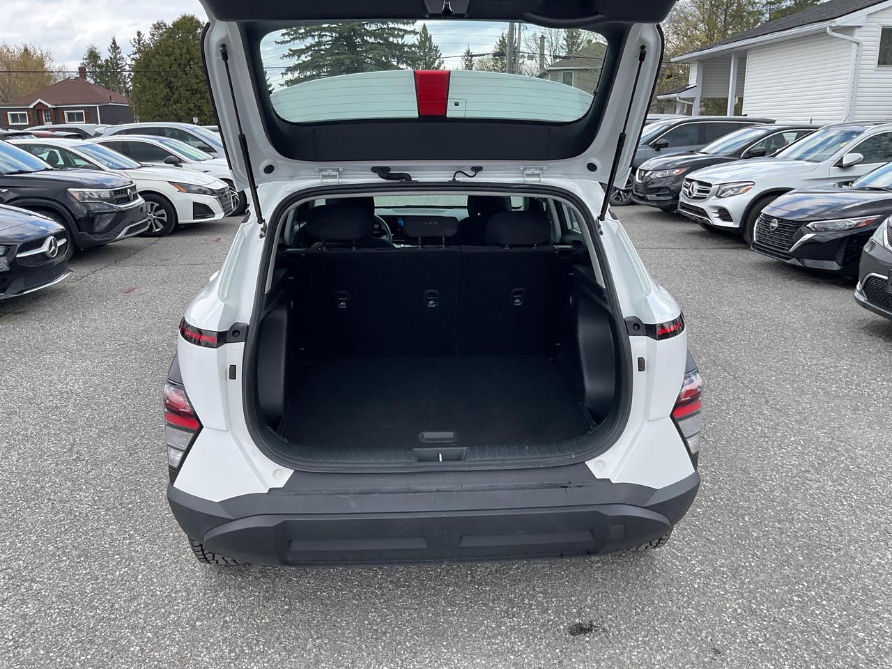 2025 Hyundai KONA 2.0L Essential 4dr All-Wheel Drive Photo