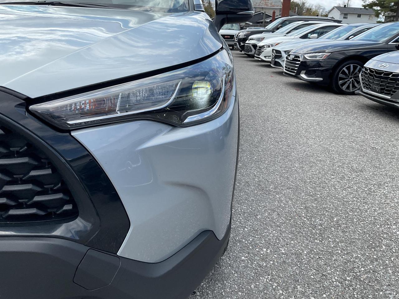 2025 Toyota Corolla Cross LE 4dr All-Wheel Drive Photo