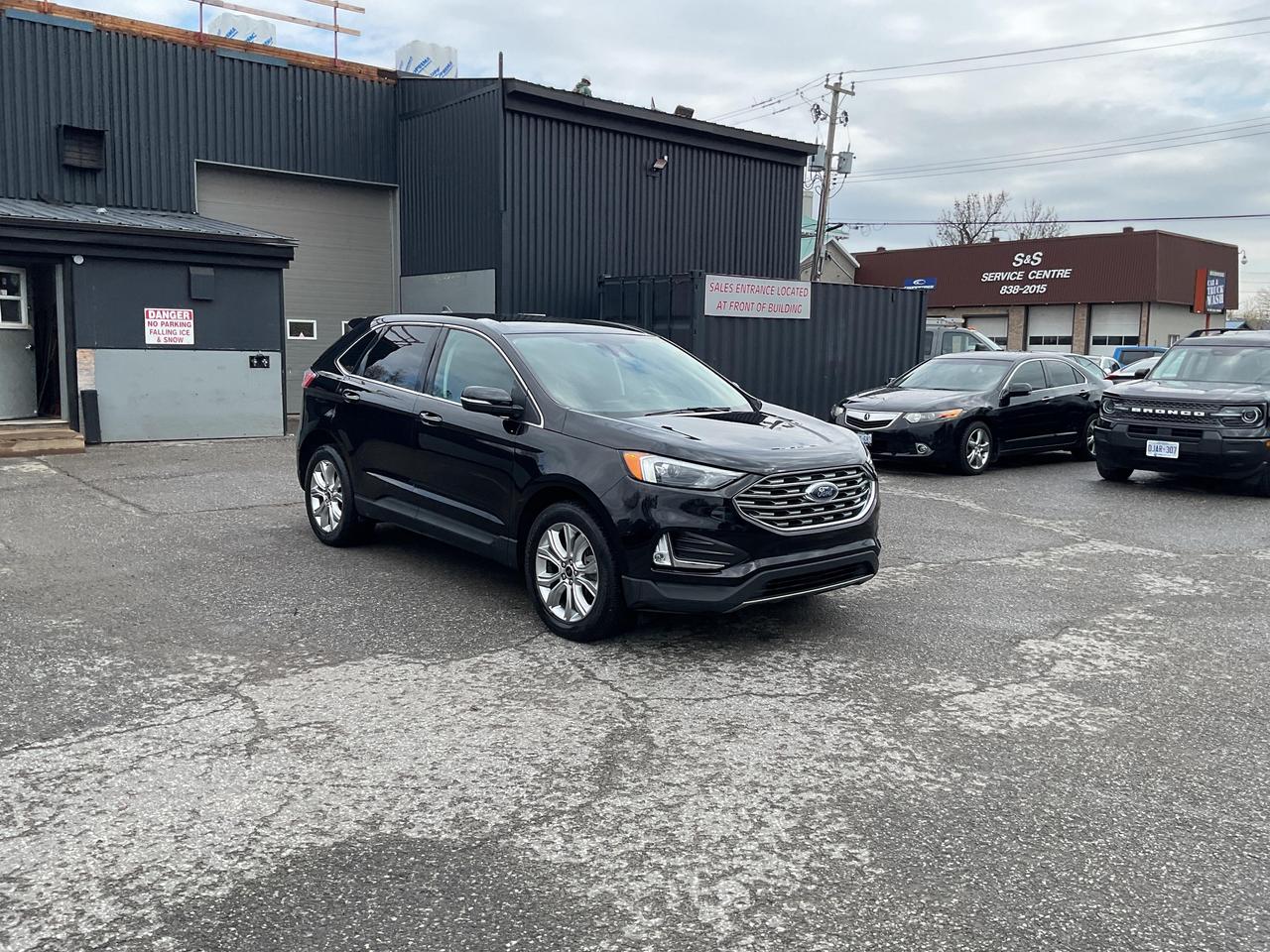 2024 Ford Edge TITANIUM 4DR ALL-WHEEL DRIVE Photo