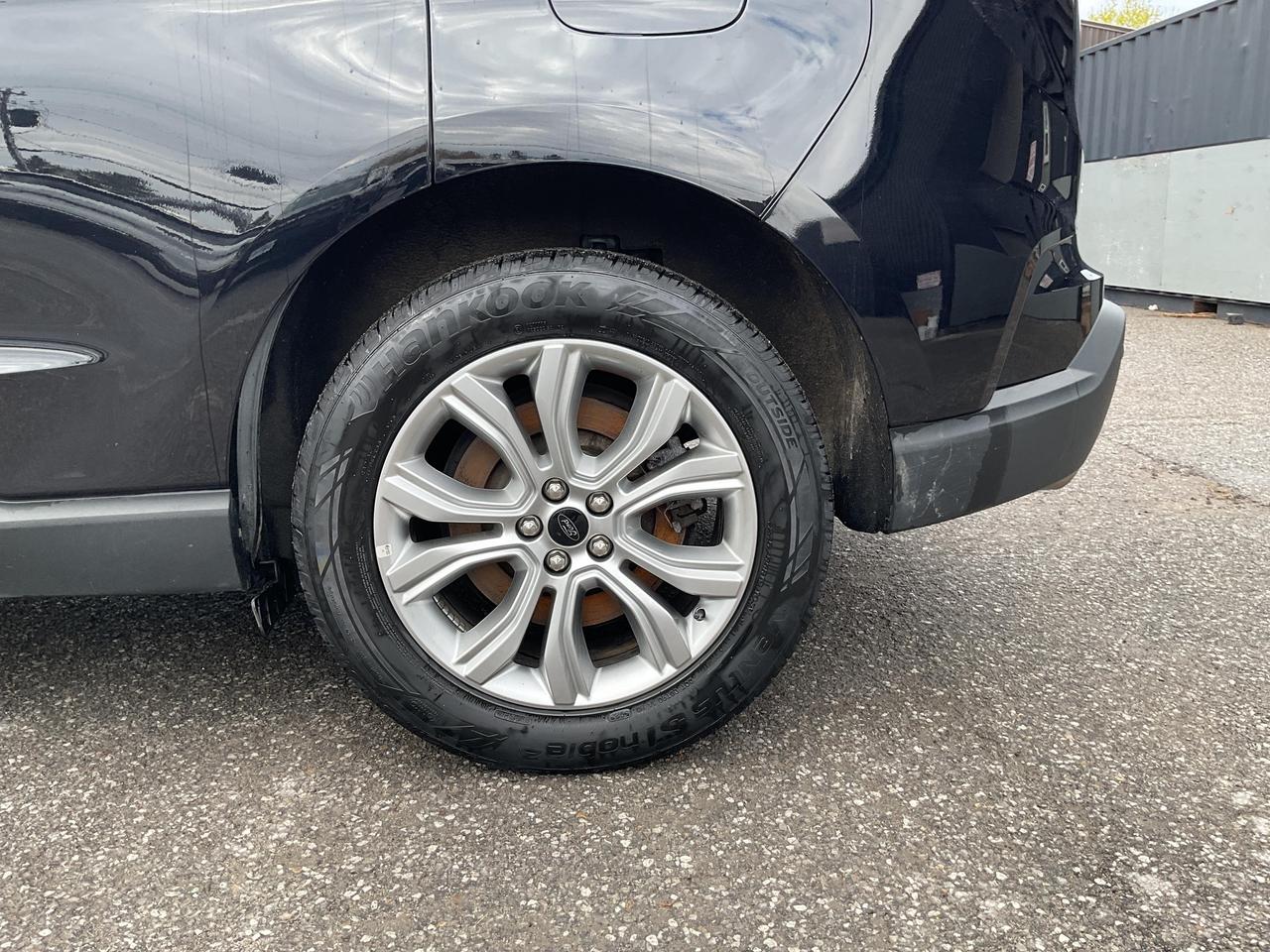 2024 Ford Edge TITANIUM 4DR ALL-WHEEL DRIVE Photo