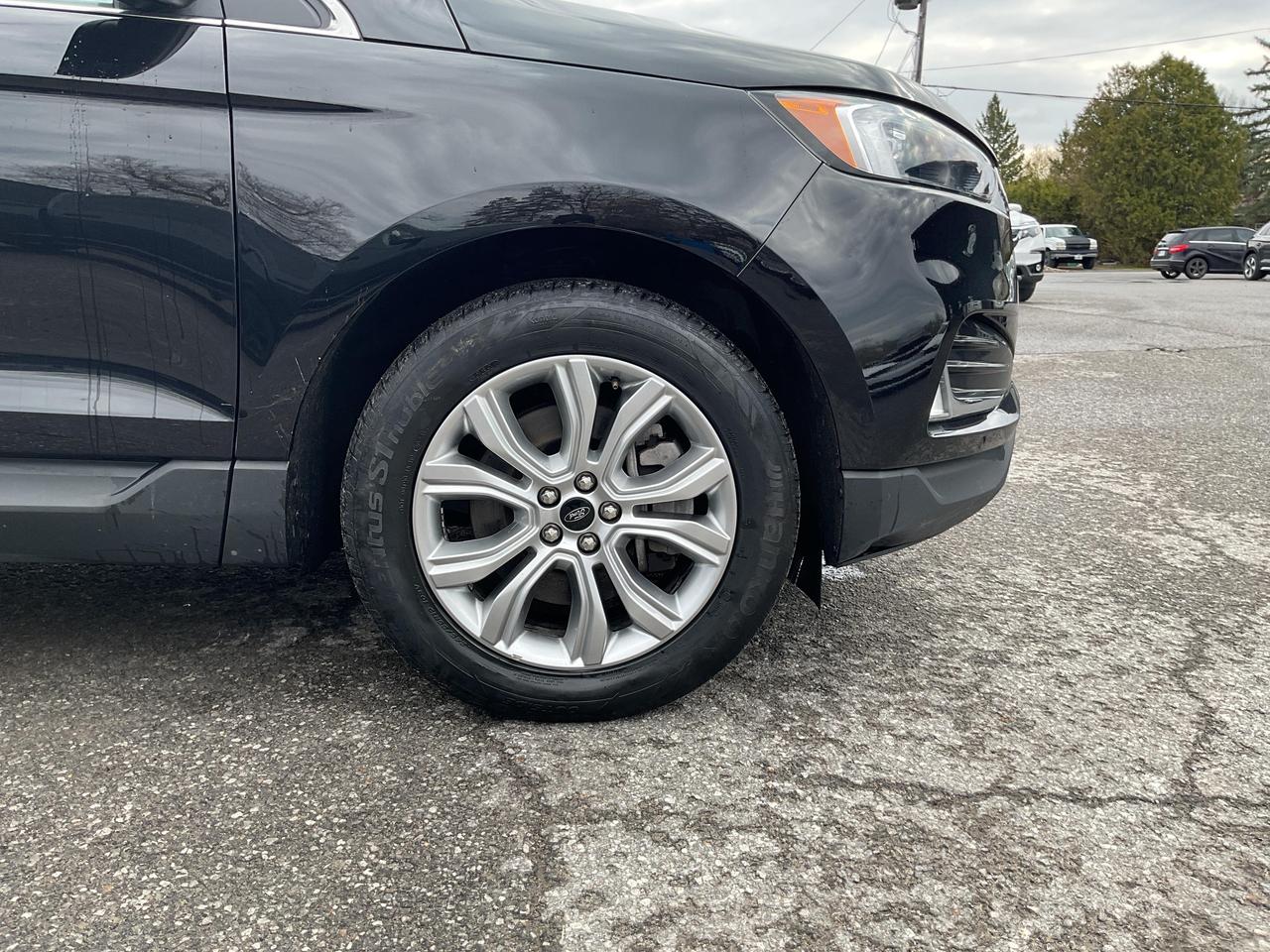 2024 Ford Edge TITANIUM 4DR ALL-WHEEL DRIVE Photo