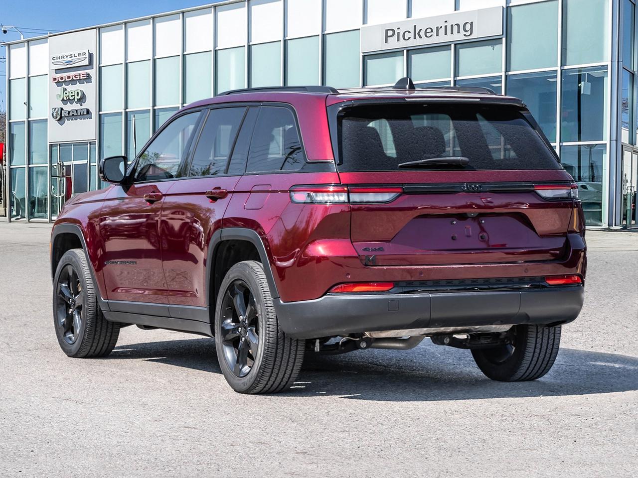 2023 Jeep Grand Cherokee ALTITUDE 4X4 Photo