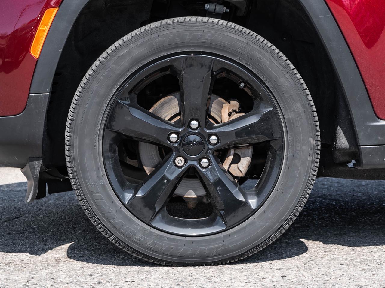 2023 Jeep Grand Cherokee ALTITUDE 4X4 Photo