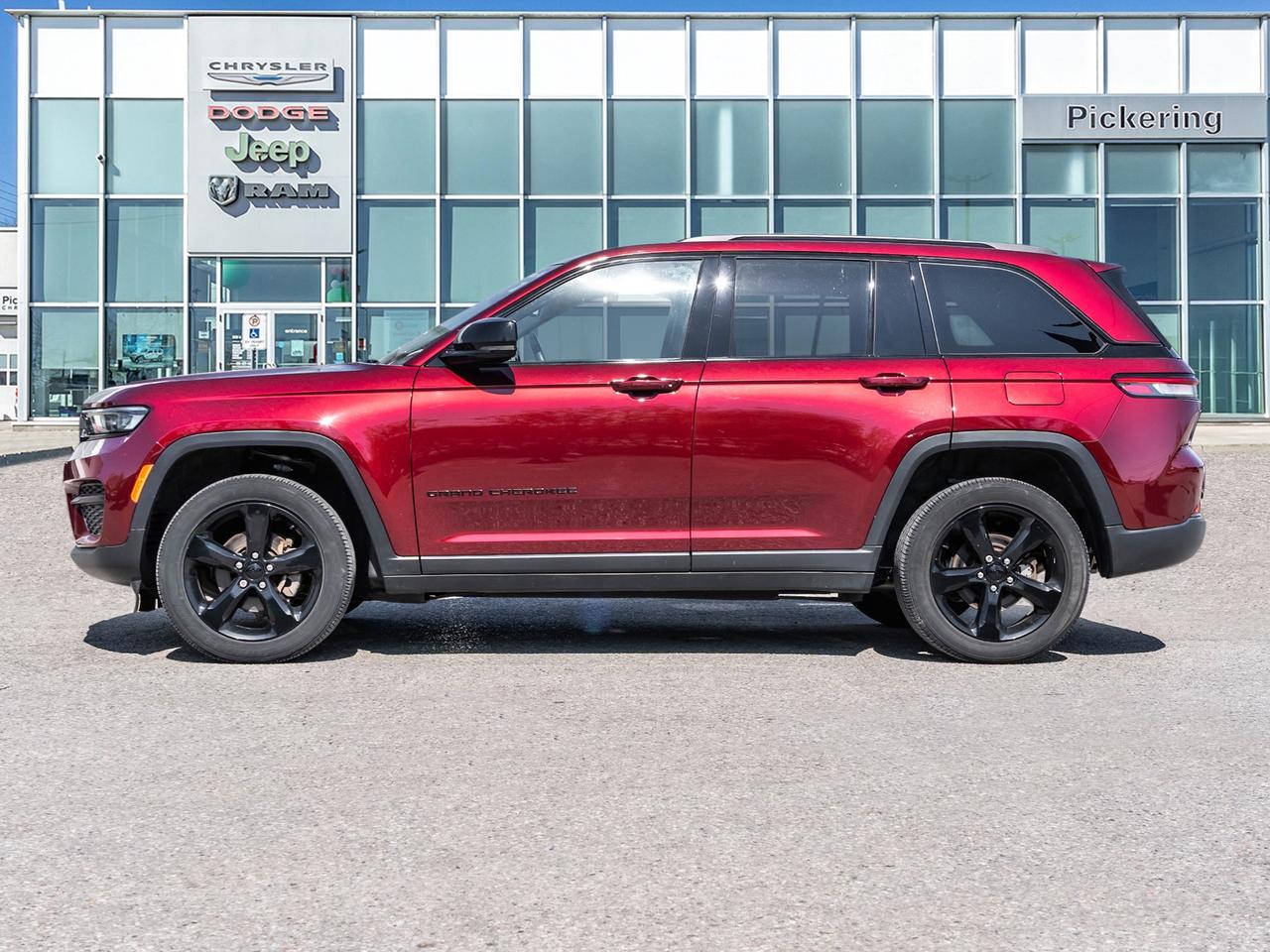 2023 Jeep Grand Cherokee ALTITUDE 4X4 Photo2