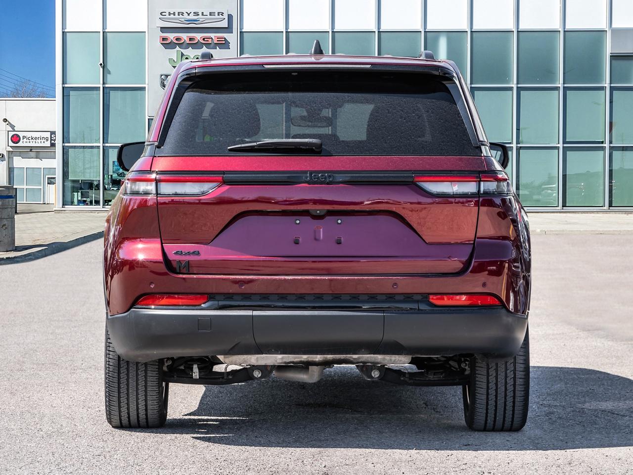 2023 Jeep Grand Cherokee ALTITUDE 4X4 Photo