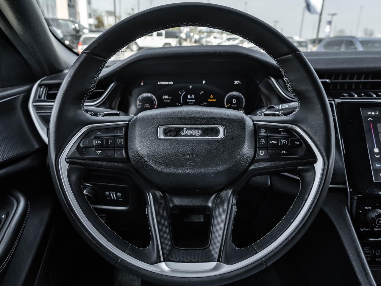 2023 Jeep Grand Cherokee ALTITUDE 4X4 Photo