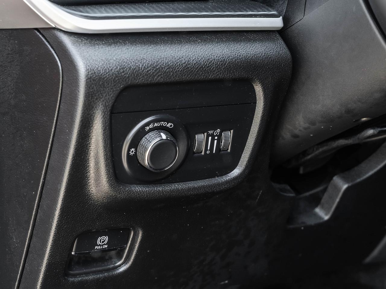 2023 Jeep Grand Cherokee ALTITUDE 4X4 Photo