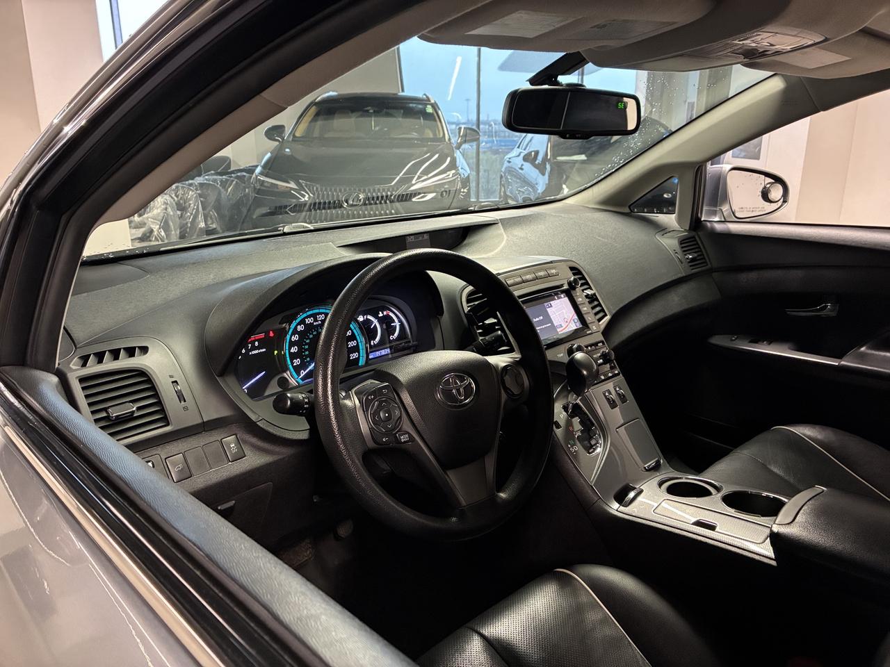 2015 Toyota Venza XLE Safety Certified Welcome Trades Photo4