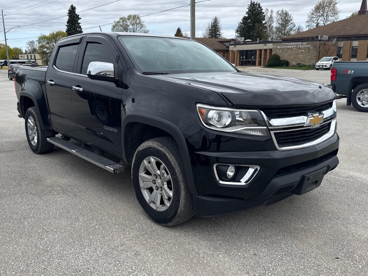 2017 Chevrolet Colorado Crew Cab Short Box 4-Wheel Drive LT Photo2